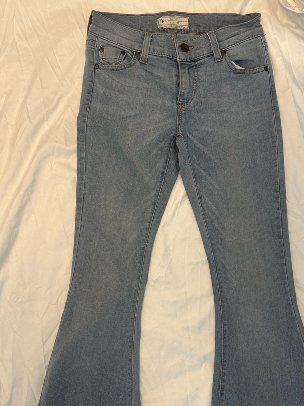 Free People Light Wash Bootcut Stretch Jeans 26